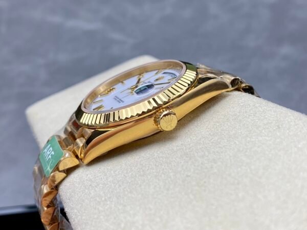 ROLEX DAY-DATE  M228238-0042 ARF