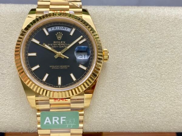 ROLEX DAY-DATE  M228238-0067 ARF