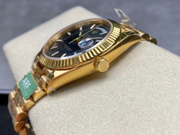 ROLEX DAY-DATE  M228238-0067 ARF