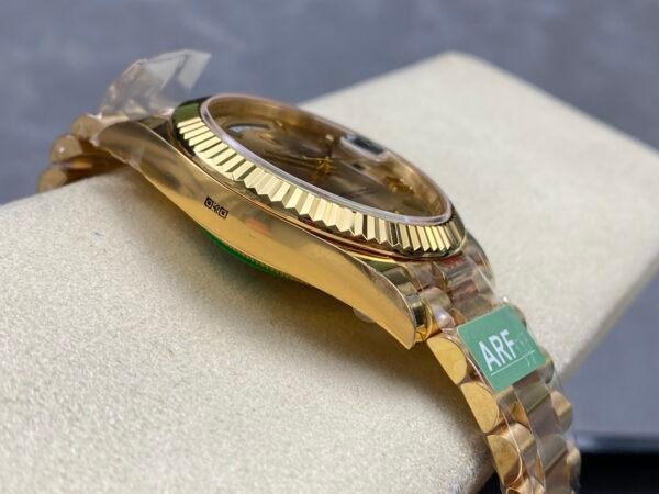 ROLEX DAY-DATE  M228238-0006 ARF