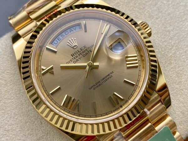ROLEX DAY-DATE  M228238-0006 ARF