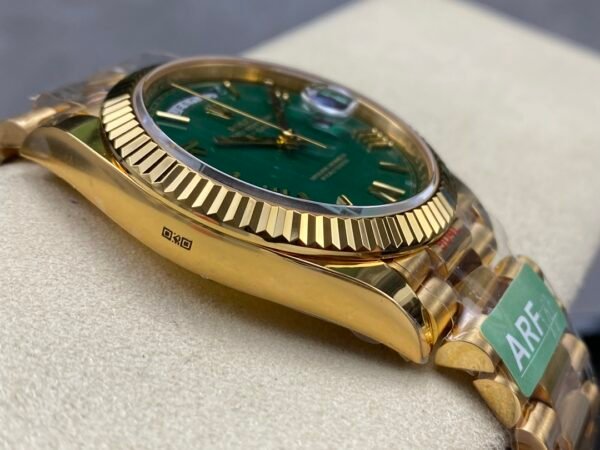 ROLEX DAY-DATE  M228238-0061 ARF