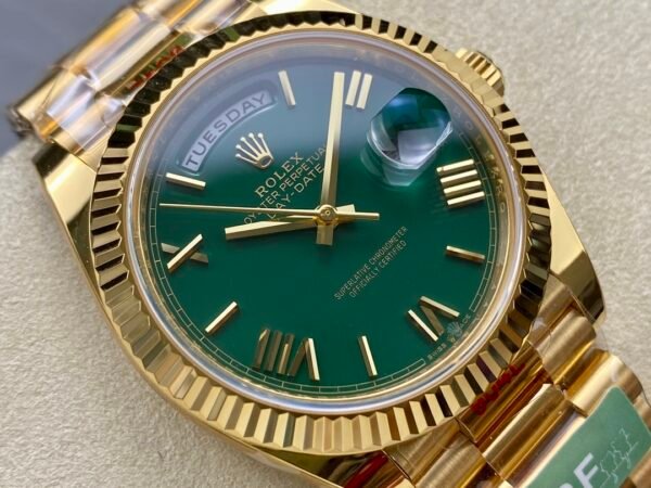 ROLEX DAY-DATE  M228238-0061 ARF