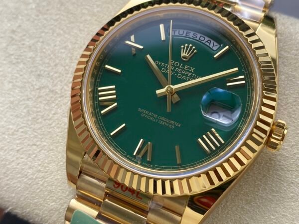 ROLEX DAY-DATE  M228238-0061 ARF