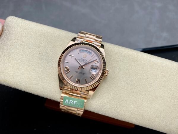 ROLEX DAY-DATE  M228235-0001 ARF