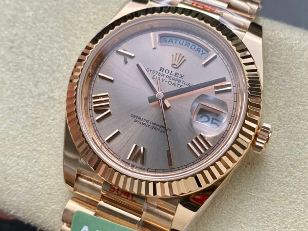 ROLEX DAY-DATE  M228235-0001 ARF