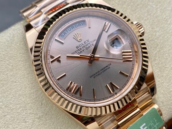 ROLEX DAY-DATE  M228235-0001 ARF