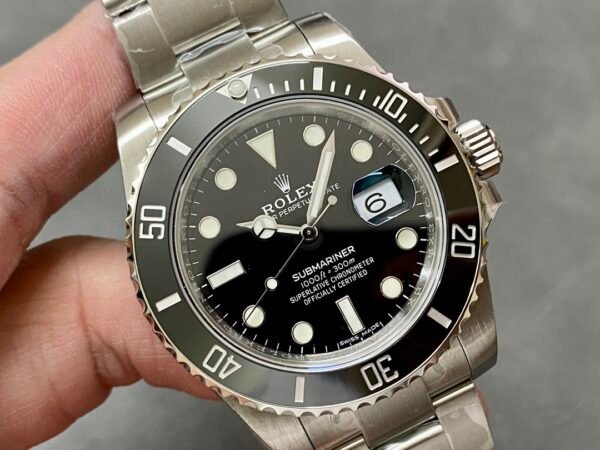 ROLEX  SUBMARINER m116610 LN  VSF