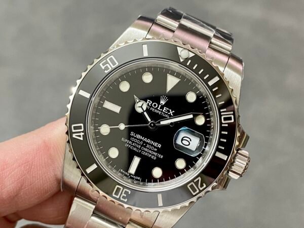 ROLEX  SUBMARINER m116610 LN  VSF