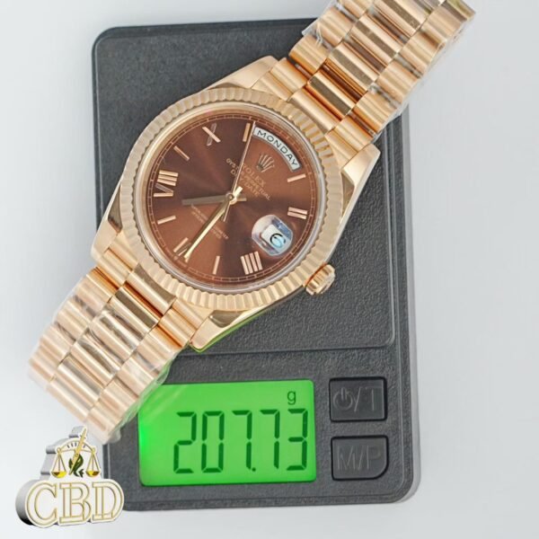 img_fc5322d4_20260129_i1769672053255_871_0_4.jpg ROLEX DAY-DATE M228235-0002 CBD