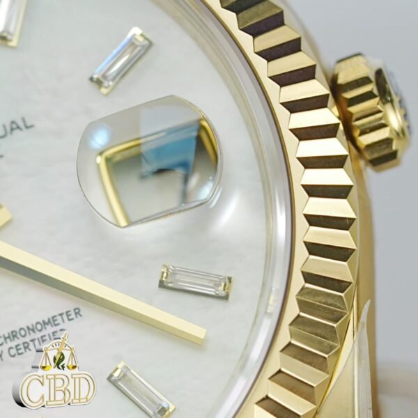 ROLEX DAY-DATE  M228238-0071 CBD