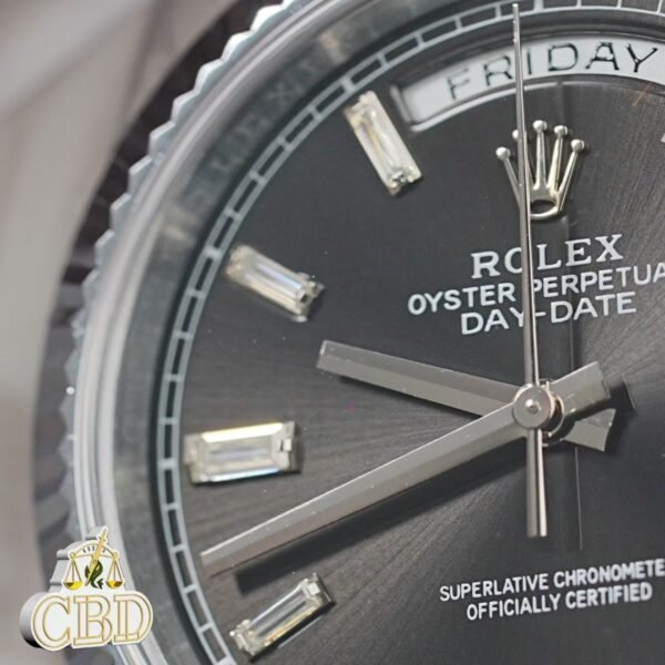 ROLEX DAY-DATE  M228238-0005 CBD