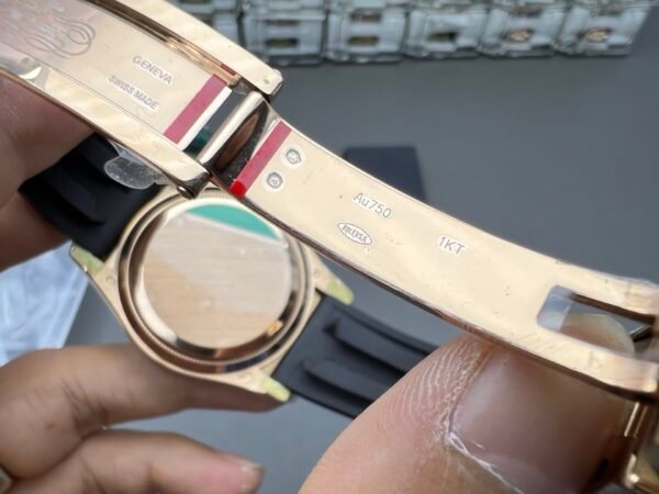 ROLEX COSMOGRAPH DAYTONA  M126515LN-0002  CBD