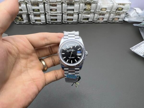 ROLEX DAY-DATE  M228236-0003 CBD
