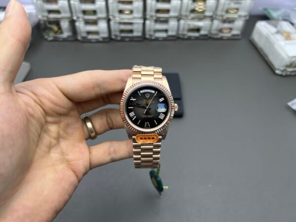 ROLEX DAY-DATE  M228235-0055 CBD
