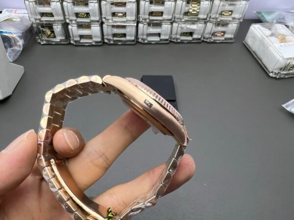 ROLEX DAY-DATE  M228235-0055 CBD