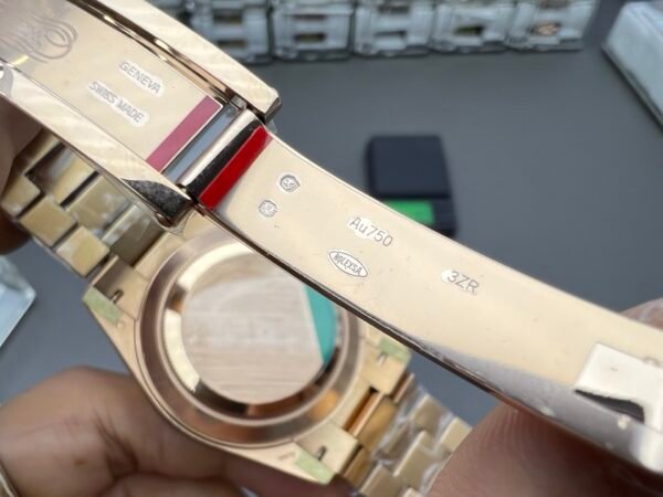 ROLEX DAY-DATE  M228235-0055 CBD