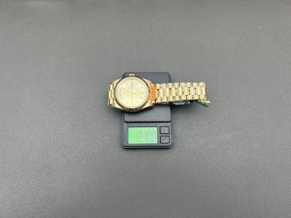 ROLEX DAY-DATE  M228238-0005 CBD