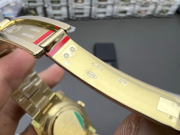 ROLEX DAY-DATE  M228238-0005 CBD