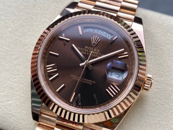 ROLEX DAY-DATE  M228235-0002 ARF
