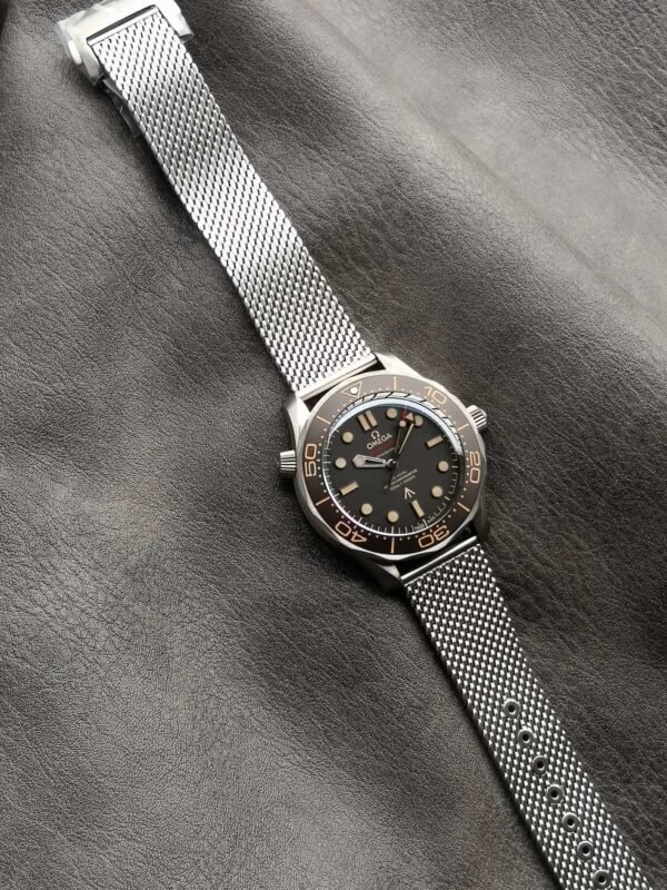 Omega Seamaster Diver 300M 007 210.90.42.20.01.001 VSF