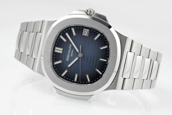 Patek Philippe Nautilus 5811/1G-001 Drak Blue Dial PPF