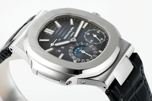 Patek Philippe Nautilus 5712 Drak Blue Dial PPF