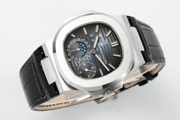 Patek Philippe Nautilus 5712 Drak Blue Dial PPF