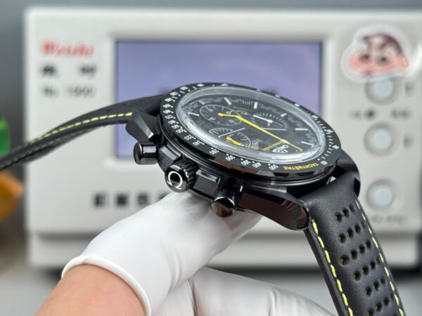 310.92.44.30.01.001 (4) Omega Speedmaster 310.92.44.30.01.001 BLS