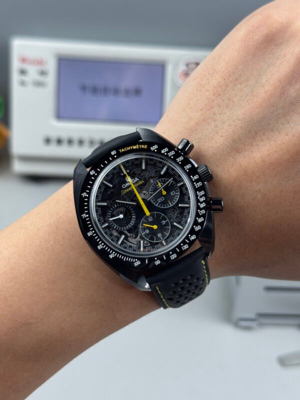 310.92.44.30.01.001 (5) Omega Speedmaster 310.92.44.30.01.001 BLS