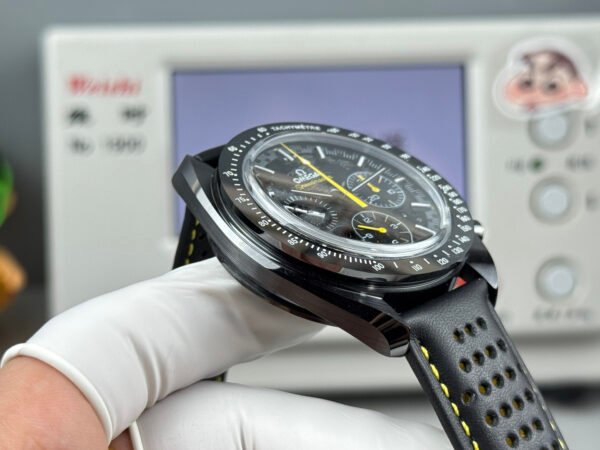 Omega Speedmaster 310.92.44.50.01.001 Apollo 8