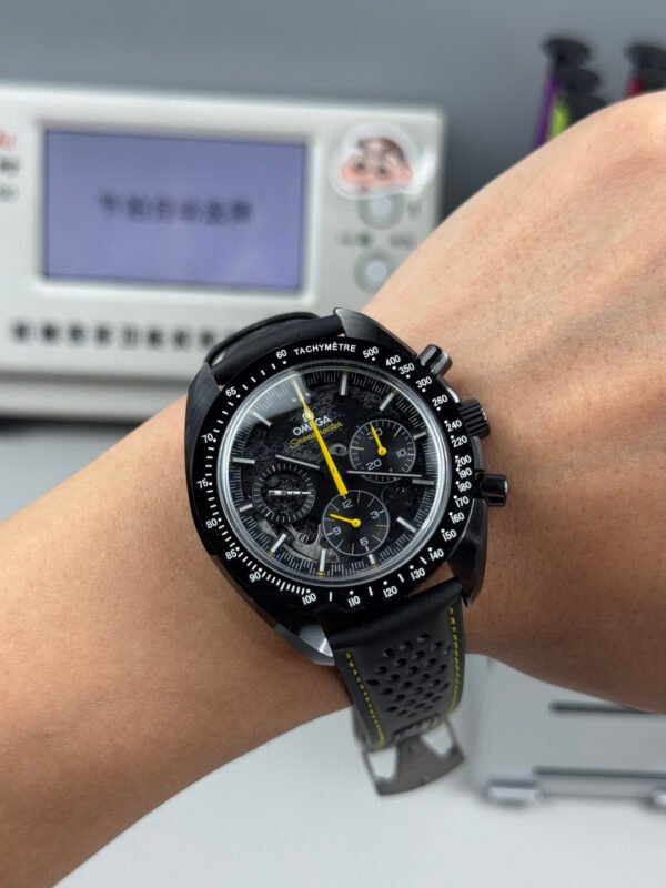 Omega Speedmaster 310.92.44.50.01.001 Apollo 8