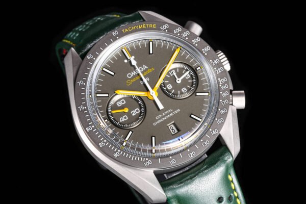 311.92.44.51.99.001 (4) Omega Speedmaster 311.92.44.51.99.001 Grey Dial