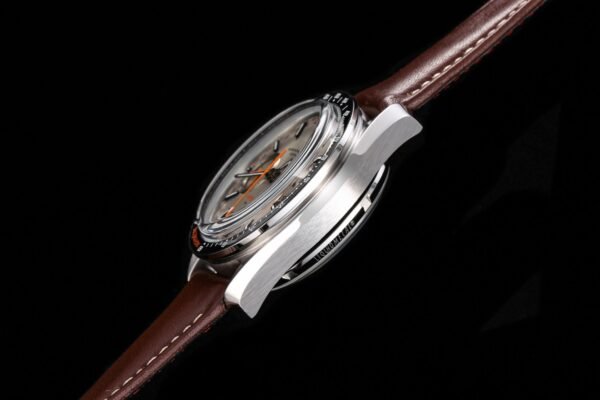Omega Speedmaster Racing 329.32.44.51.06.001 Grey Dial