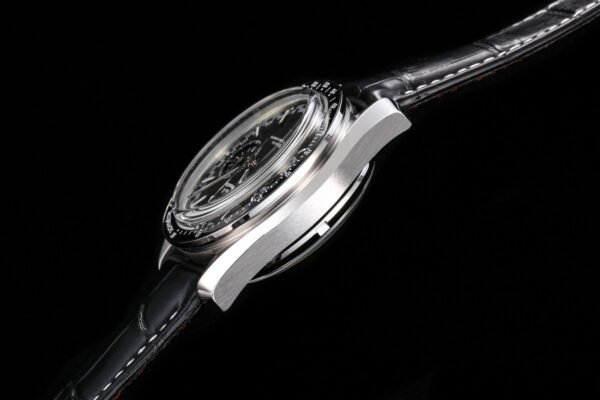329.33.44.51.01.001 (8) Omega Speedmaster Racing 329.33.44.51.01.001 Black Dial
