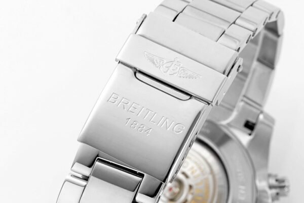 Breitling Avenger B01 Chronograph 45 Gray Dial steel bracelet