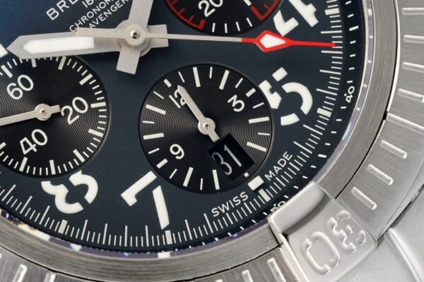 Breitling Avenger B01 Chronograph 45 Gray Dial steel bracelet