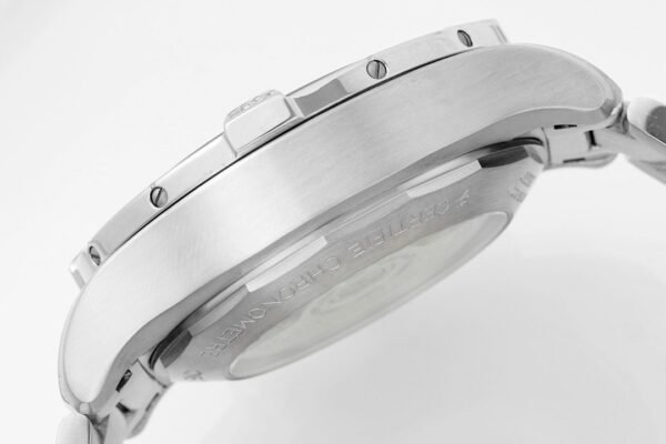 Breitling Avenger B01 Chronograph 45 Gray Dial steel bracelet