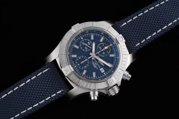 Avenger B01 Chronograph 45 (41) Breitling Avenger B01 Chronograph 45 AB01821A1C1X1 Blue Dial