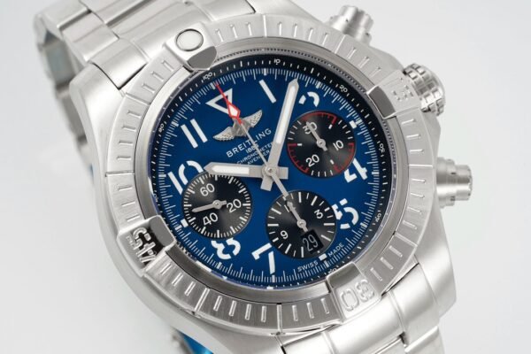 Breitling Avenger B01 Chronograph 45 Blue Dial steel bracelet