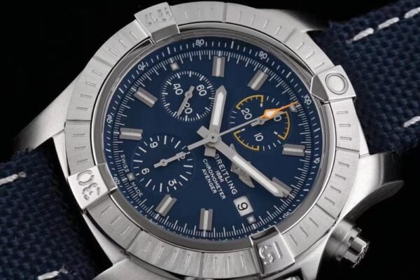 Avenger B01 Chronograph 45 (44) Breitling Avenger B01 Chronograph 45 AB01821A1C1X1 Blue Dial