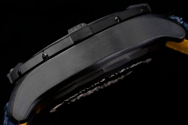 Breitling Avenger B01 Chronograph 45 Titanium Blue Dial