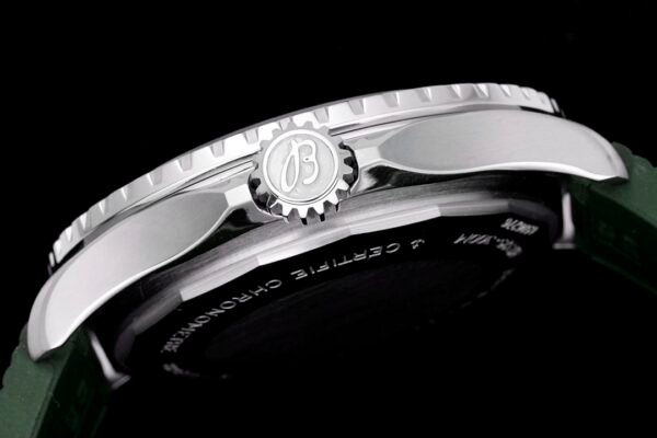 Breitling Superocean Automatic 42 A173751AO1S1 BLS