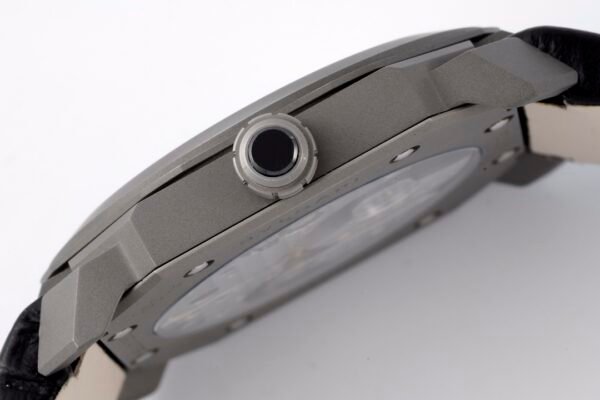 BVLGARI Octo Finissimo 102713 Gray Dial Leather Strap