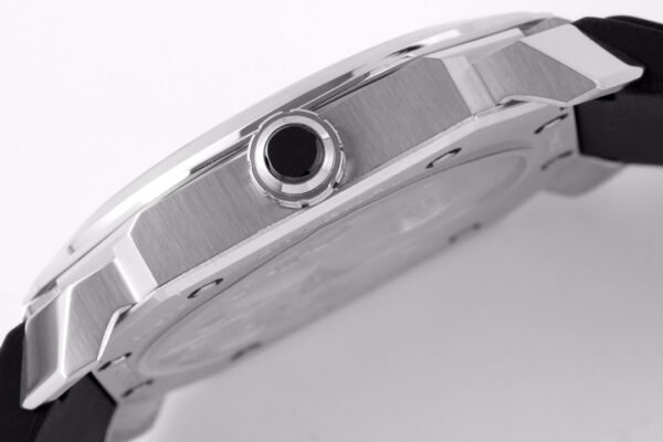 BV Factory Bvlgari Octo Finissimo 40mm Black Dial Rubber Starp