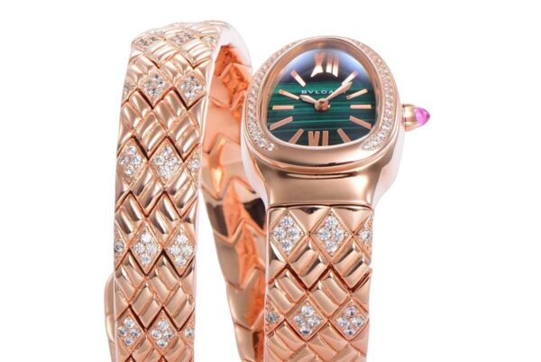 Bvlgari Serpenti Spiga rose gold malachite green diamond bezel