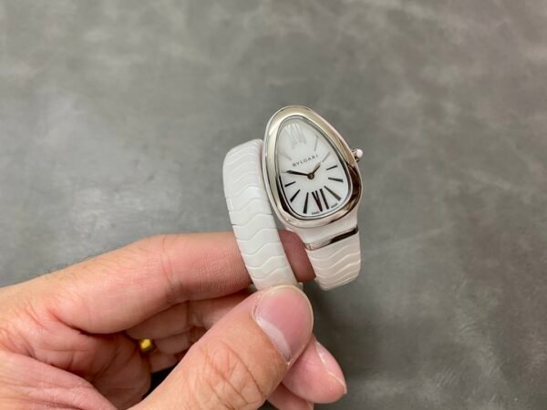 1:1 Super Replica BV Factory Diamond Bezel Mother-of-Pearl Dial Single‑Spiral