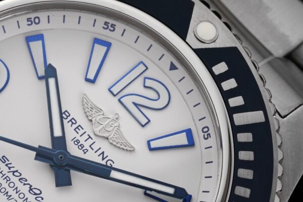 Breitling Superocean Automatic 42 A17366D81A1A1