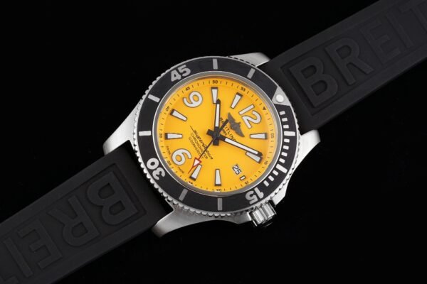 Breitling Superocean Automatic 42 A17366D71l1S1