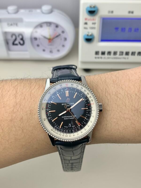 Breitling Navitimer Automatic 41 A17326211B1P1